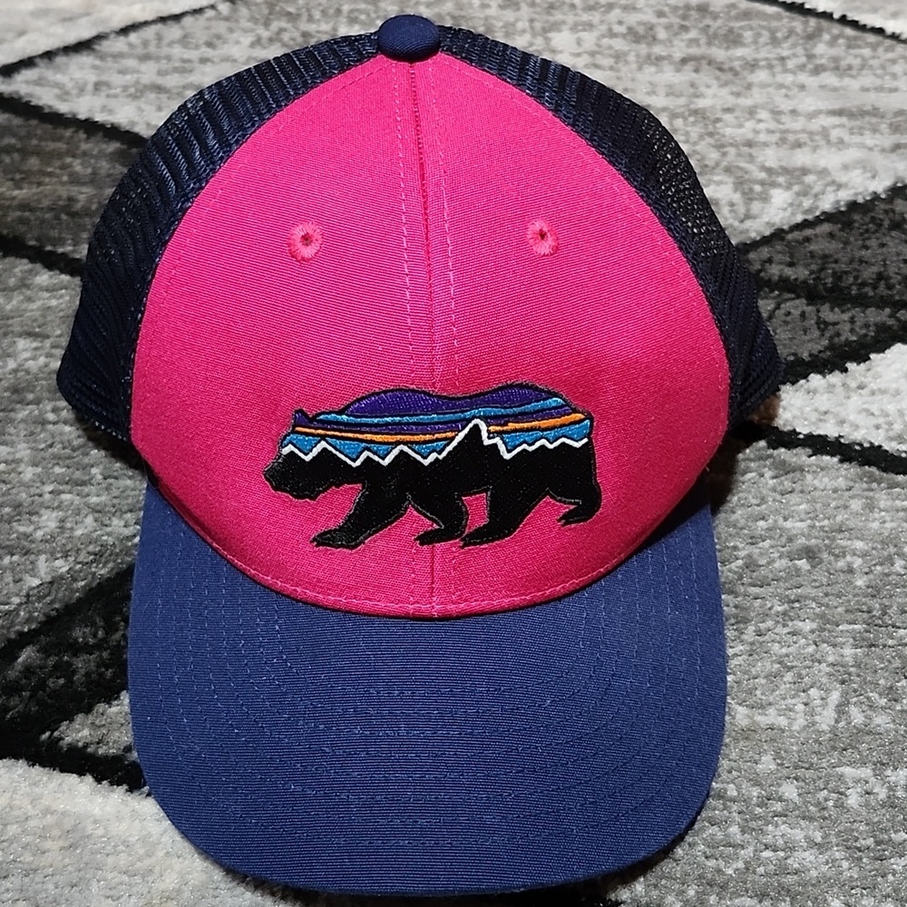 PATAGONIA EMBROIDERED FITZ ROY BEAR LAYBACK MESH SNAP-BACK TRUCKER CAP HAT - Picture 10 of 14